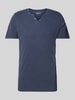 Jack & Jones T-shirt z dekoltem w serek model ‘SPLIT’ Ciemnoniebieski