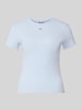 Tommy Jeans Slim Fit T-Shirt aus Baumwoll-Mix Hellblau
