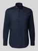 Tommy Hilfiger Tailored Koszula biznesowa o kroju slim fit z kołnierzykiem typu kent Granatowy