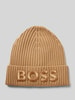 BOSS Czapka beanie z wyhaftowanym logo model ‘Lara’ Camel