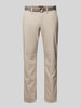 MCNEAL Slim fit chino met riem Ecru