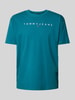 Tommy Jeans T-shirt o kroju regular fit z wyhaftowanym logo Petrol