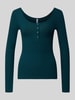 PIECES Bluzka z długim rękawem o kroju slim fit z mieszanki bawełny model ‘KITTE’ Ciemnozielony