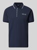 RED BULL RACING X PEPE JEANS RED BULL RACING x Pepe Jeans - slim fit poloshirt met labelprint Marineblauw