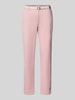 Christian Berg Woman chino met riem en achterzakken Mauve
