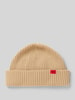 HUGO Beanie mit Label-Detail Modell 'Xush' Sand