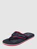 Tommy Hilfiger Japonki z detalem z logo model ‘SPORTY’ Ciemnoniebieski