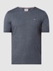 Tommy Jeans T-shirt o kroju slim fit z wyhaftowanym logo model ‘Jaspe’ Granatowy melanż