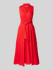 Christian Berg Cocktail Getailleerde cocktailjurk van een mix van linnen en viscose Rood gemêleerd