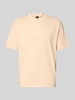 BOSS Orange T-shirt o kroju relaxed fit z czystej bawełny model 'TE_TILE' Morelowy