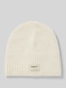 Barts Beanie mit Label-Patch Modell 'Darty' Offwhite