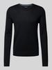 Christian Berg Men Strickpullover mit V-Ausschnitt Black