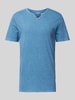 Jack & Jones T-shirt z dekoltem w serek model ‘SPLIT’ Oceaniczny