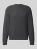 REVIEW Regular Fit Strickpullover aus Baumwoll-Mix mit Label-Patch Dunkelgrau