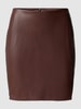 REVIEW Minirok in leerlook Middenbruin