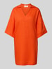 Christian Berg Woman Knielanges Leinenkleid mit V-Ausschnitt Dunkelorange