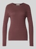 Christian Berg Woman Slim gebreide pullover met kabelpatroon Aubergine