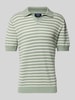MCNEAL Regular fit poloshirt met V-hals Lindegroen