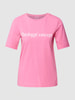 TheJoggConcept T-shirt met labelprint, model 'SIMONA' Felroze