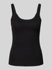 Gina Tricot Tanktop in Ripp-Optik Black