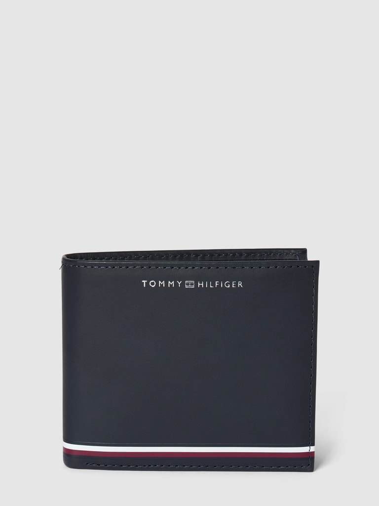 61936j9h9d9kqkpn896keea4a90kch  