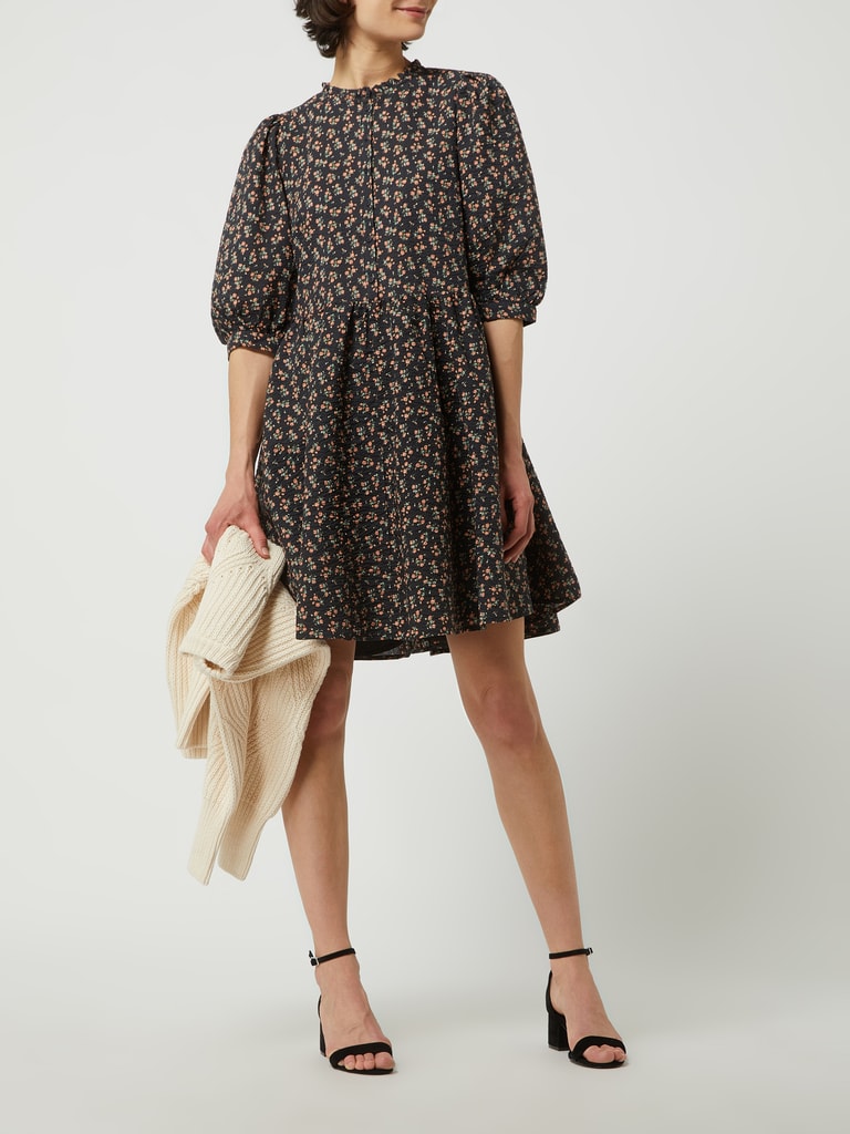 Kleid Object