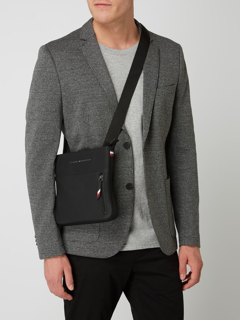 Tommy Hilfiger Umhängetasche mit Außenfach (black) online kaufen 