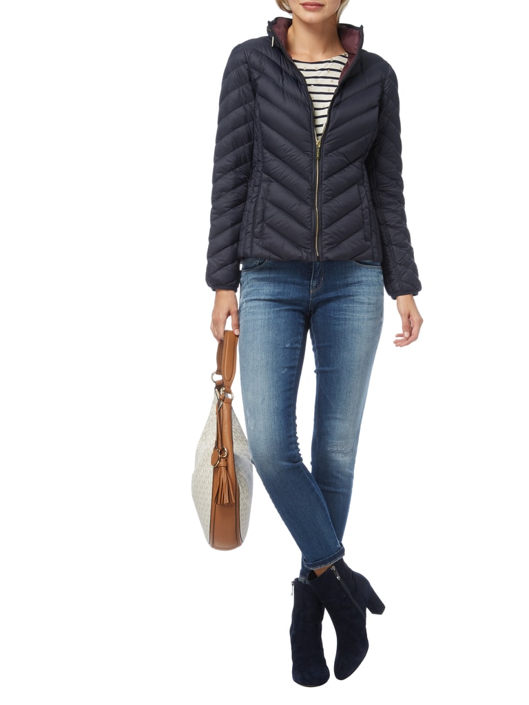 MICHAEL Michael Kors Light-Daunenjacke mit Kapuze im Kragen 