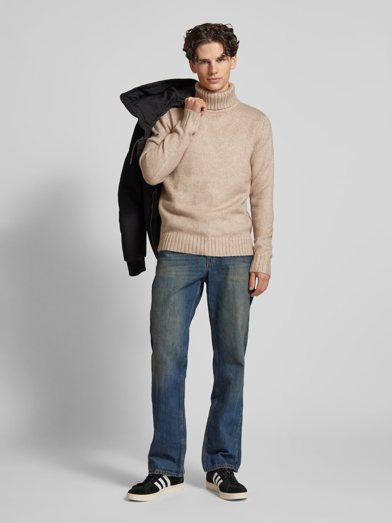 Superdry Strickpullover mit Rollkragen und Viskose-Anteil (beige