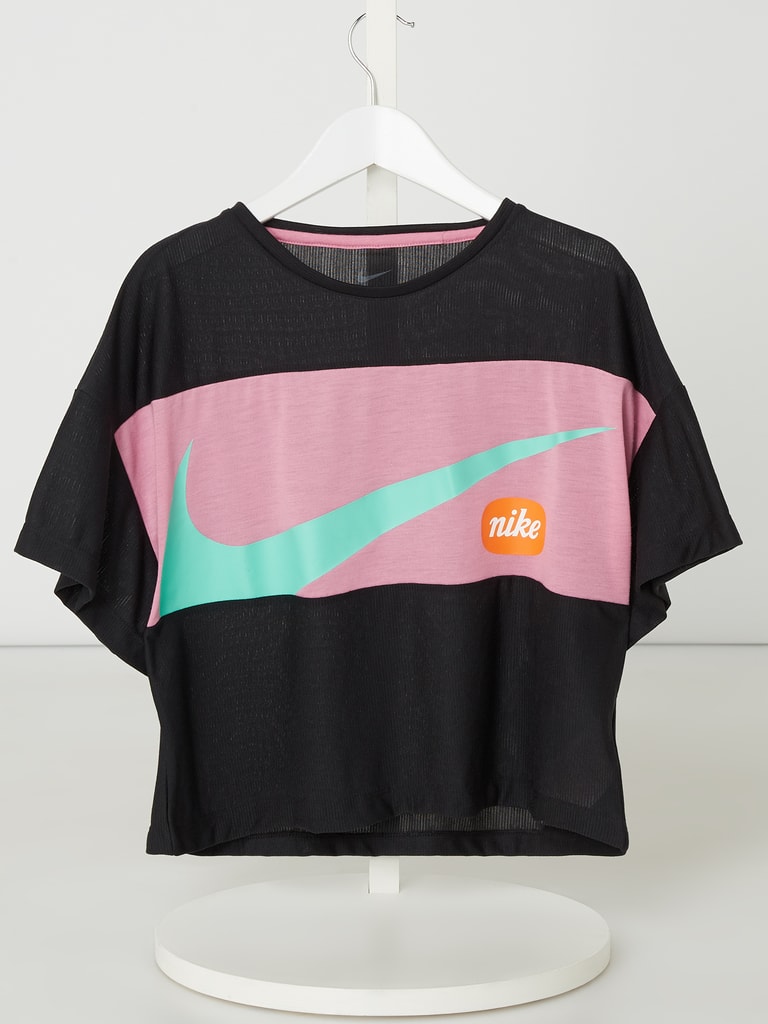 Nike Loose Fit TShirt mit Kontrasteinsatz (schwarz) online kaufen
