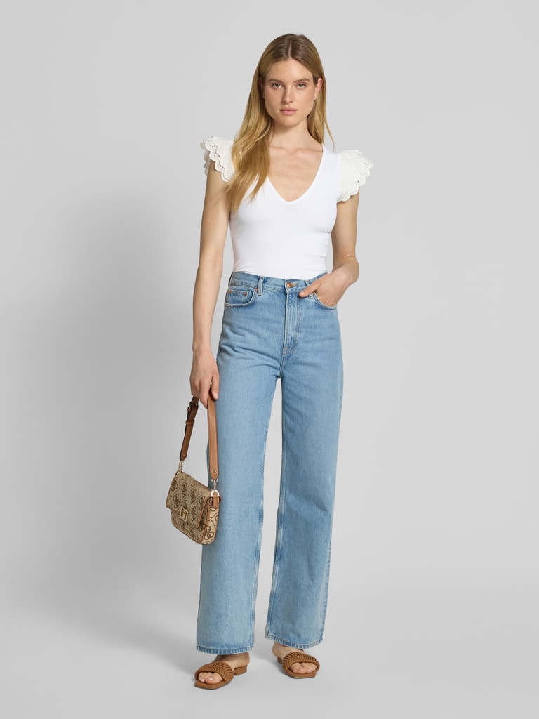 Guess Top in Ripp-Optik Modell 'DAHLIA SANGALLO' (weiss