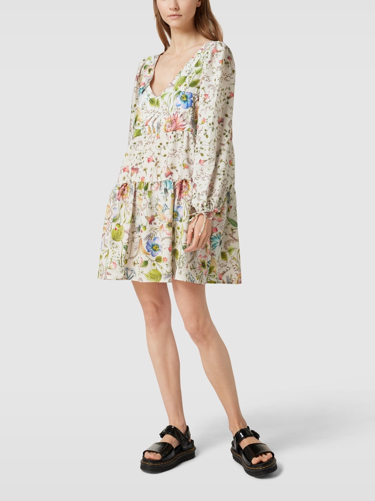 Replay Mini-jurk met V-hals en plooien in zand online kopen P&C