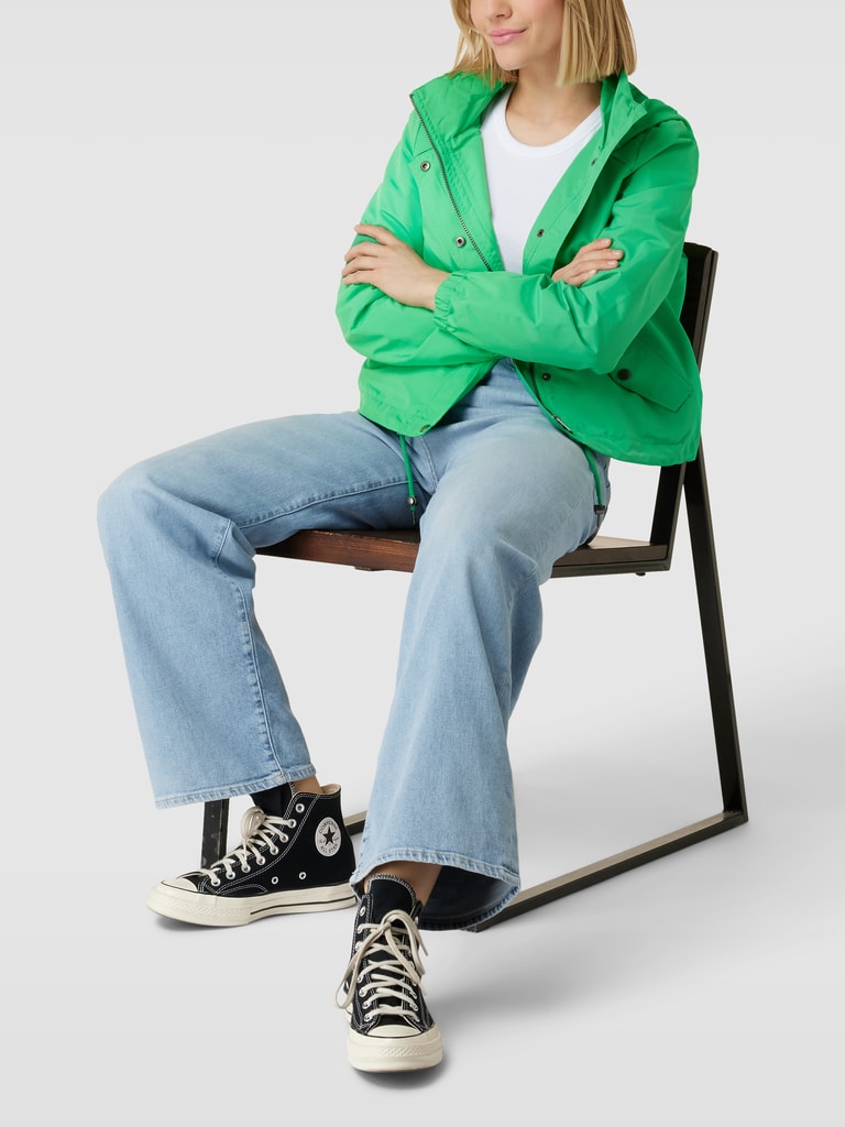 Vero Moda Outdoor Jacke mit Eingrifftaschen Modell 