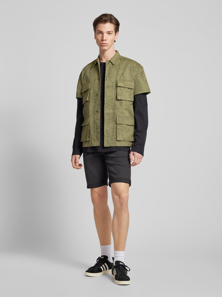 Lee - Vita jeansshorts med raka ben och 5 fickor