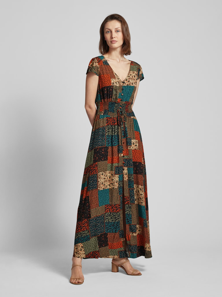 Langes rotes Damenkleid mit Knopfleiste – Maxikleid mit Kragen und langen Ärmeln