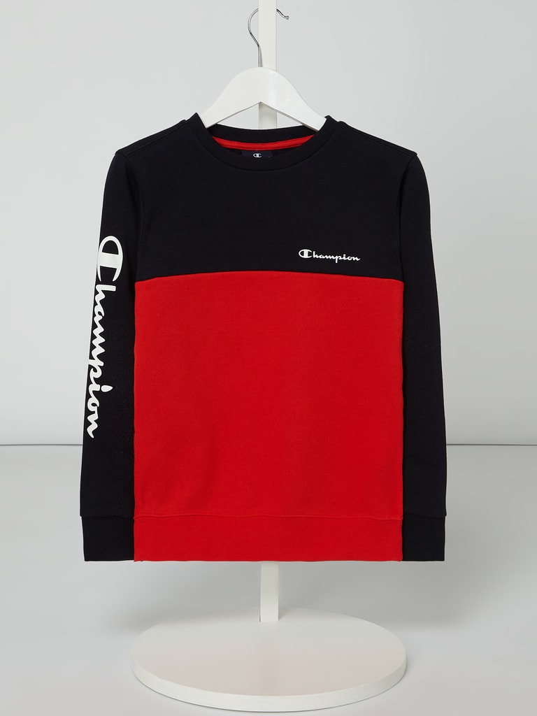 Black and red champion sweatshirt deals