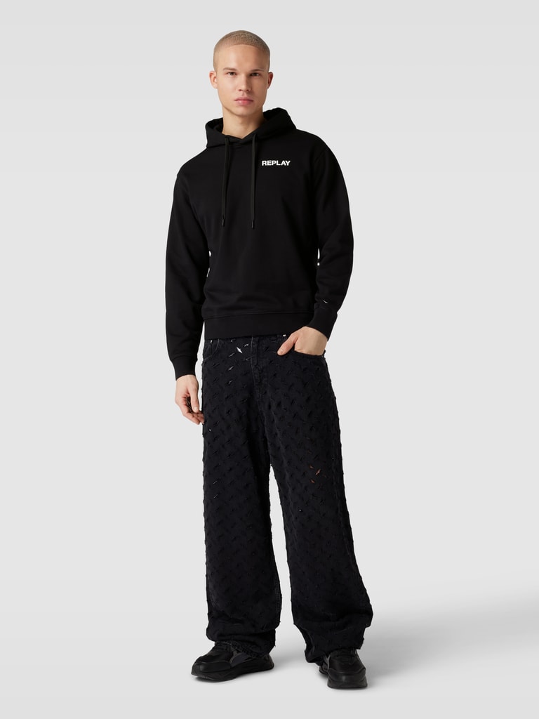 Hoodie mit großem Logodesign in Kontrast | Online Shop