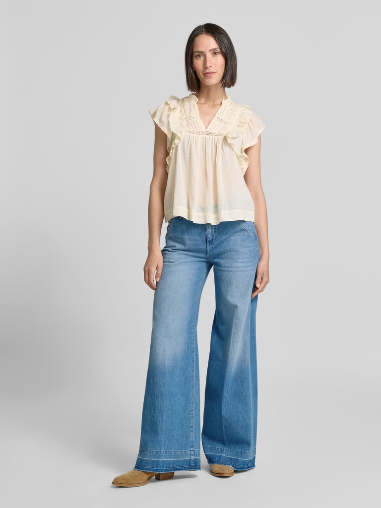Jeans Mit Offenem Saum