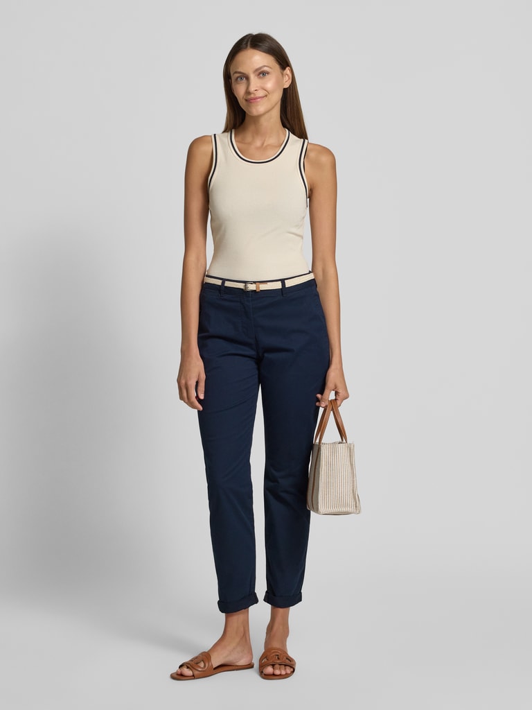 Straight fit chino broek met riem door Tom Tailor Straight fit chino broek met riem door Tom Tailor