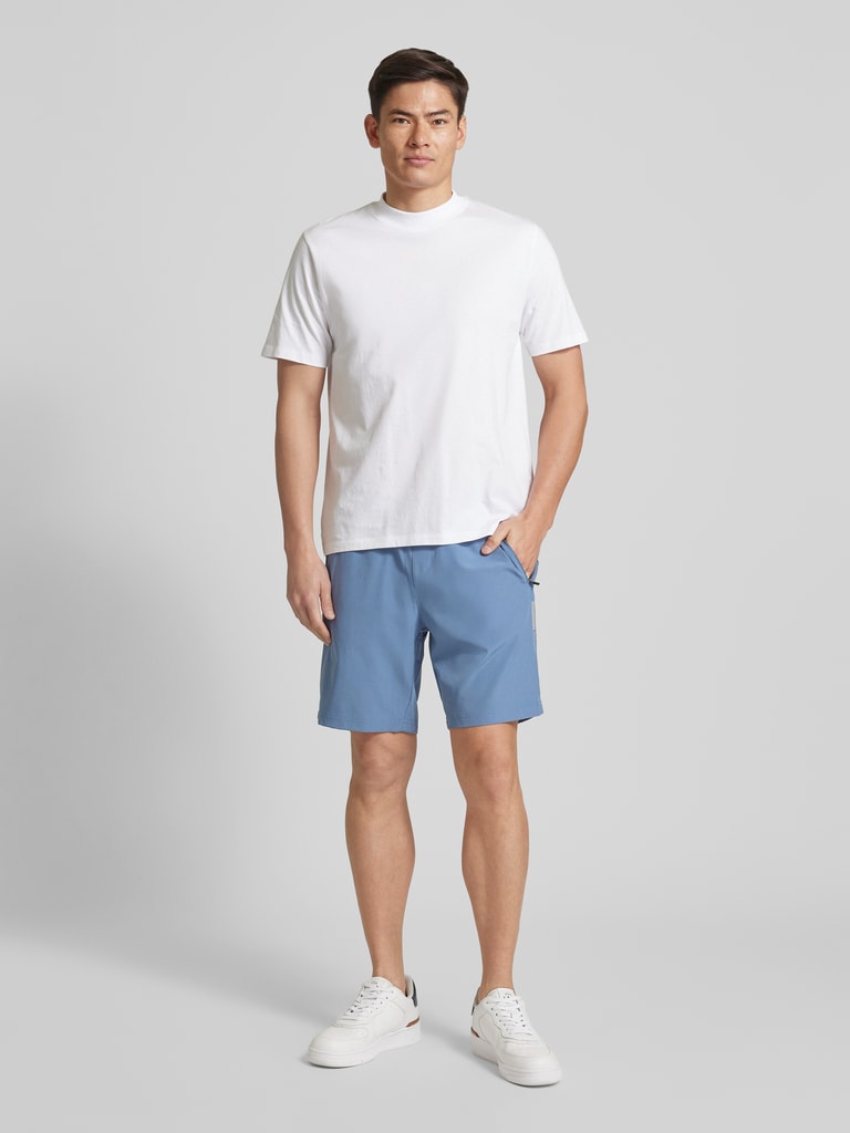 Lacoste Regular fit korte broek met elastische band in lichtblauw