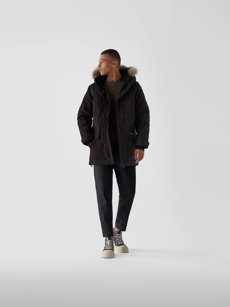 Canada goose jacke outlet verliert federn