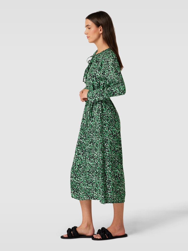 Chiffon-Kleid Mit Blumendruck Und Rüschensaum