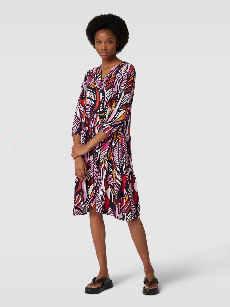 Betty Barclay Knielange jurk met all-over motief in rood online kopen | P&C