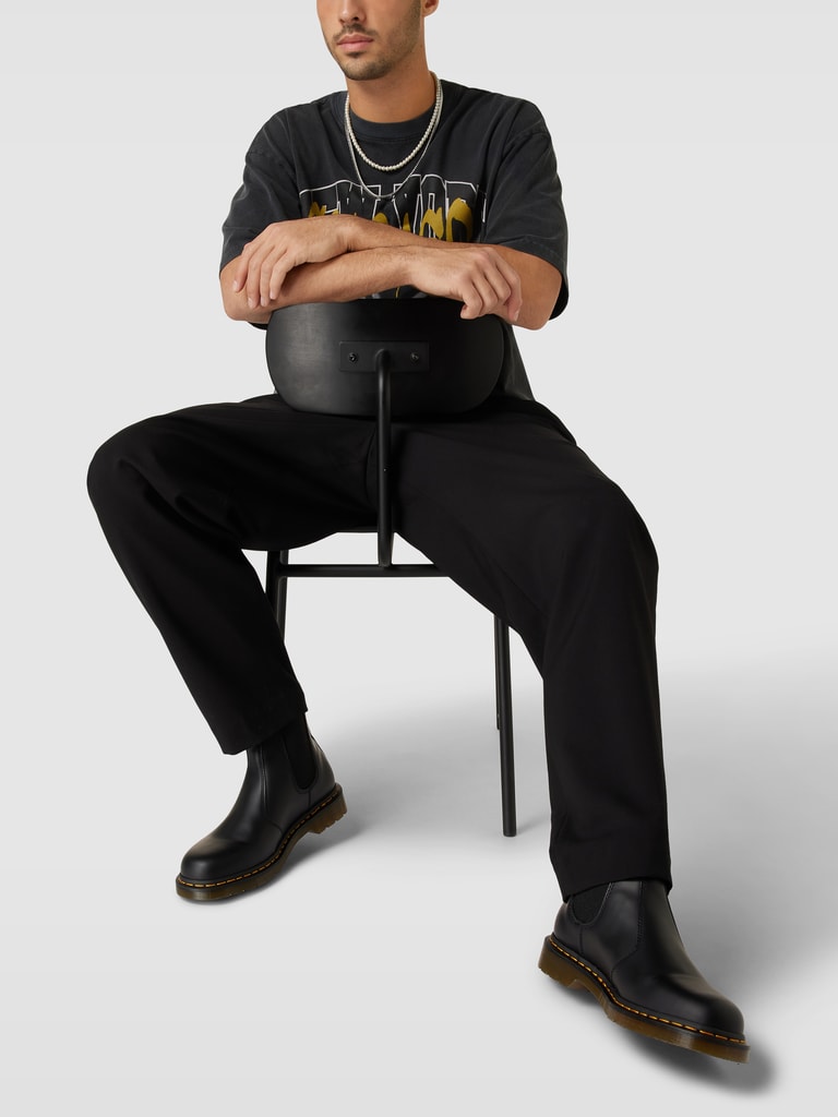 chelsea boots dr martens laura