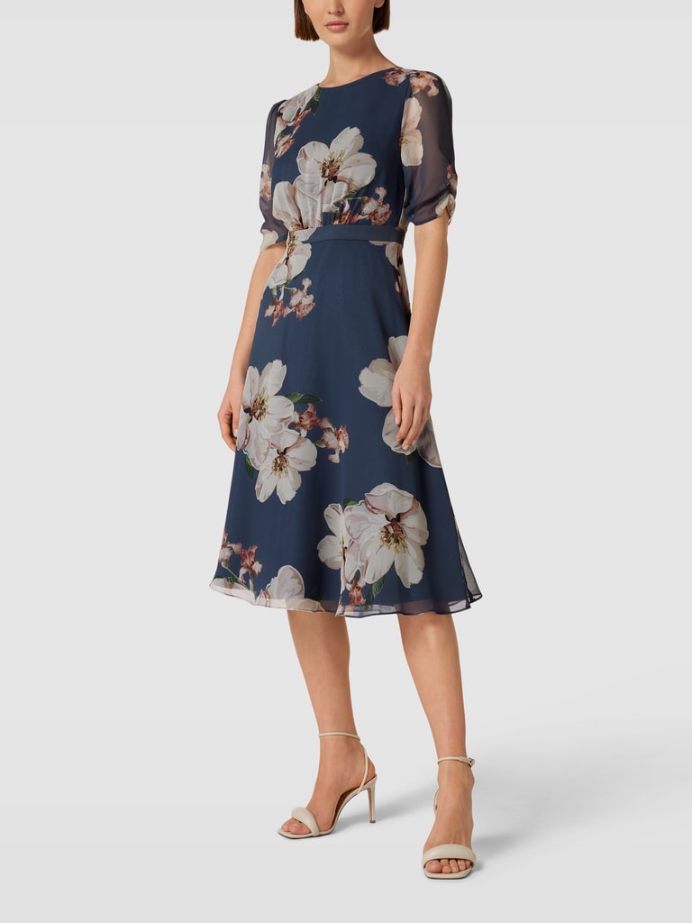 Swing Abendkleid Mit Floralem Muster