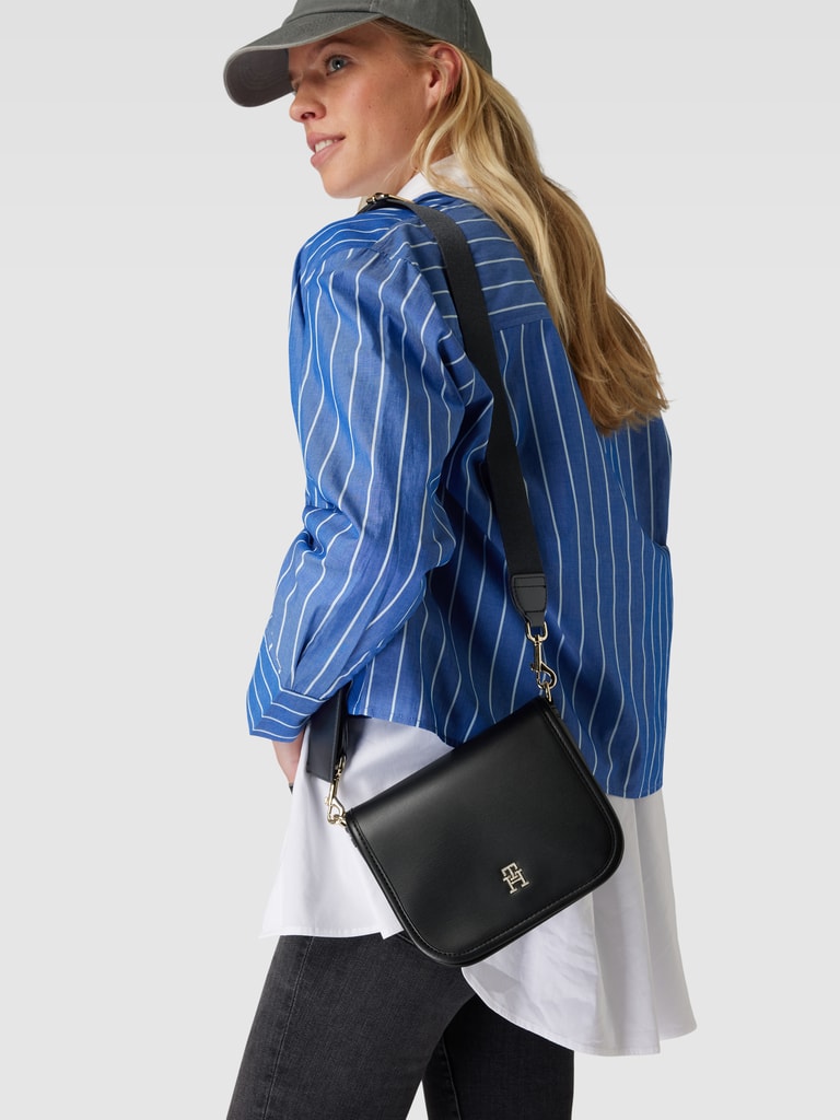Tommy Hilfiger Crossbody Bag mit Label-Detail (black) online kaufen 