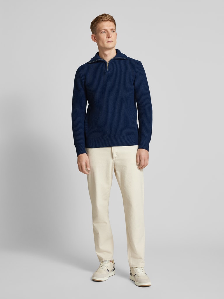 SELECTED HOMME Strickpullover mit gerippten Abschlüssen Modell