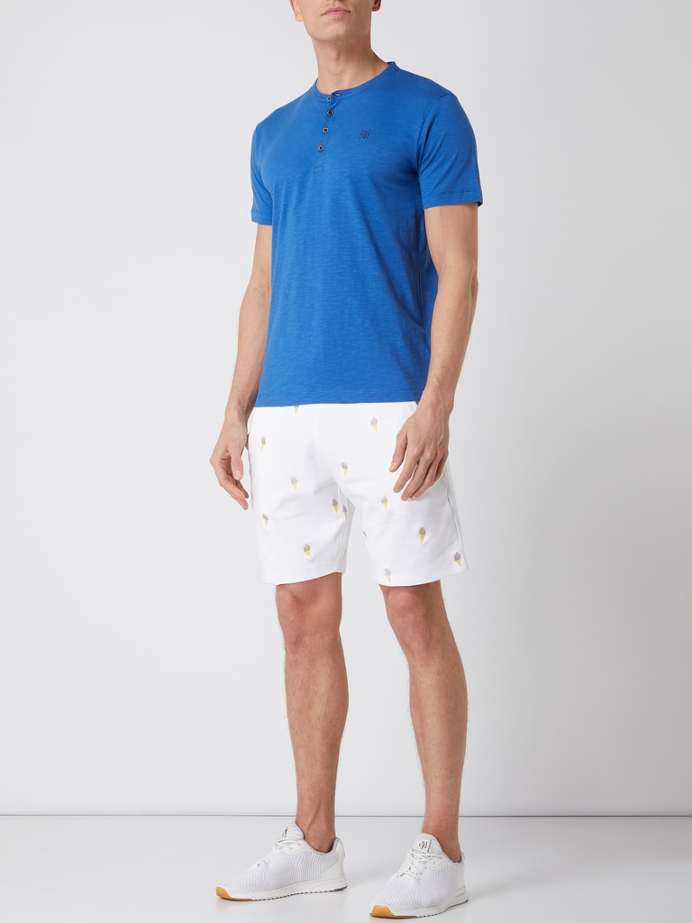 MCNEAL Shorts mit Stickereien Modell 'Emanuel' (weiss) online kaufen