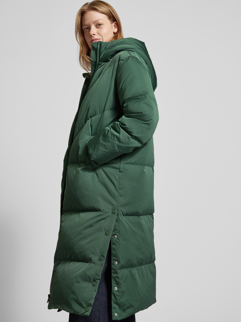 YAS Lange donsjas met capuchon model 'IRIMA'