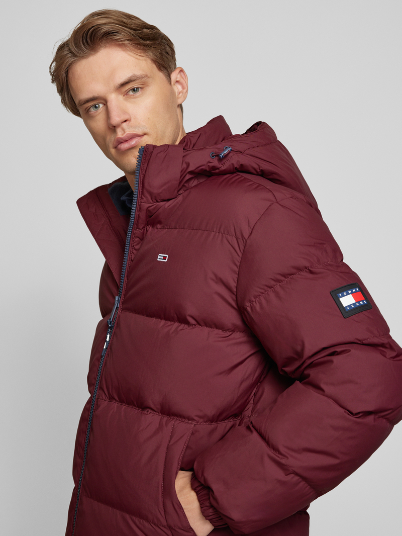 Tommy Jeans Regular fit donsjack met veren
